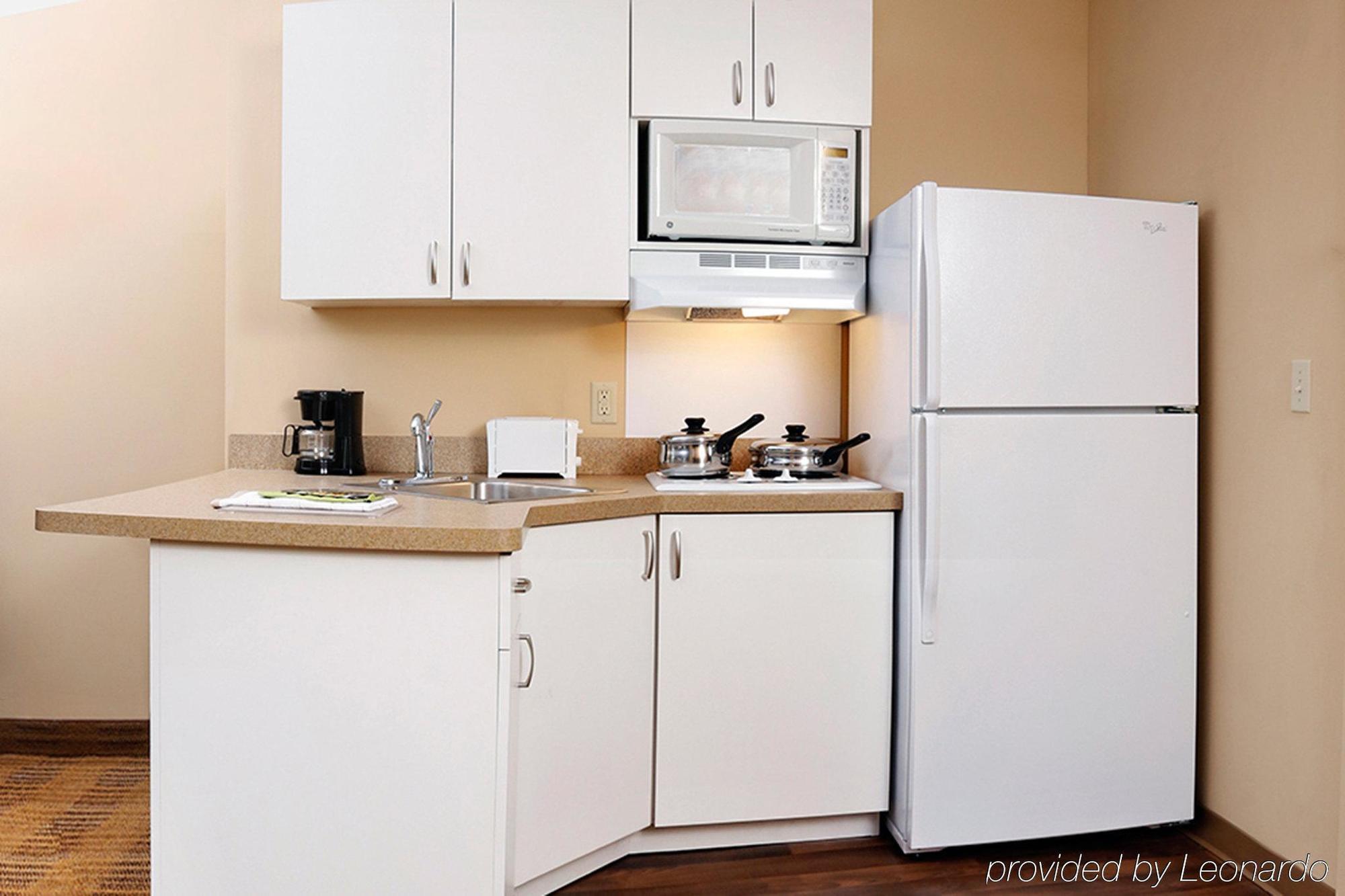 Suburban Studios Auburn Hills - Detroit Ngoại thất bức ảnh